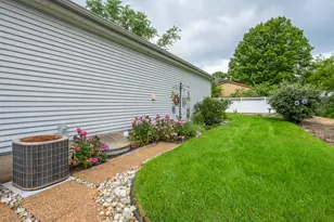 2199 Broadway, Benton Harbor, MI 49022 - Photo 29