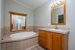 2199 Broadway, Benton Harbor, MI 49022 - Photo 23