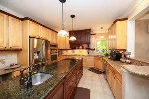 2280 Ivy Hill Dr, Commerce Township, MI 48382 - Photo 9
