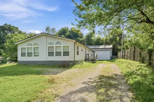 582 Leenhouts St, Kalamazoo, MI 49048 - Photo 1