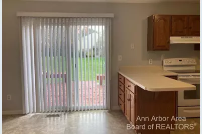 3502 Burbank Drive, Ann Arbor, MI 48105 - Photo 7