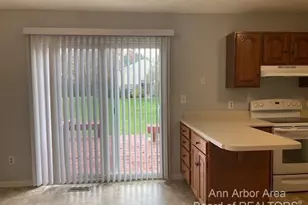 3502 Burbank Dr, Ann Arbor, MI 48105 - Photo 7