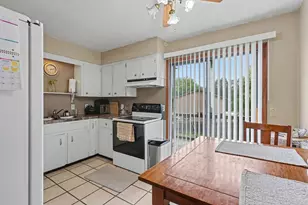2590 Beeline Rd, Holland, MI 49424 - Photo 5