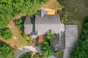 236 N Berkshire Rd, Bloomfield Hills, MI 48302 - Photo 39