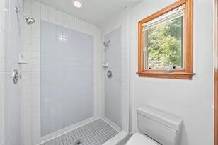 236 N Berkshire Rd, Bloomfield Hills, MI 48302 - Photo 21