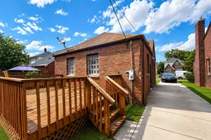 10089 Britain St, Detroit, MI 48224 - Photo 27