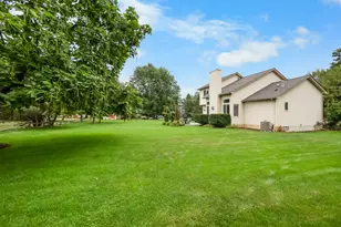 140 Marci Ln, Commerce Township, MI 48382 - Photo 9