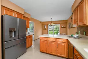 140 Marci Ln, Commerce Township, MI 48382 - Photo 23