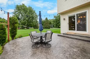 140 Marci Ln, Commerce Township, MI 48382 - Photo 11