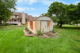 140 Marci Ln, Commerce Township, MI 48382 - Photo 13