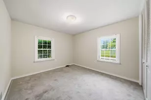 404 Heyser St, Jackson, MI 49203 - Photo 9