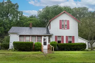 69115 Maple St, Edwardsburg, MI 49112 - Photo 1