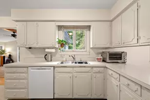 2630 Kimberley Rd, Ann Arbor, MI 48104 - Photo 9