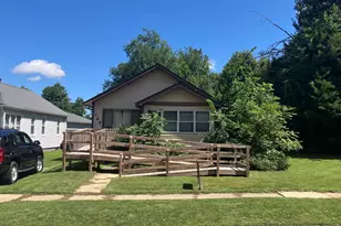 144 N La Vista Blvd, Battle Creek, MI 49015 - Photo 1