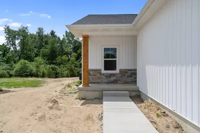 814 Joyce Lane, Saint Johns, MI 48879 - Photo 3