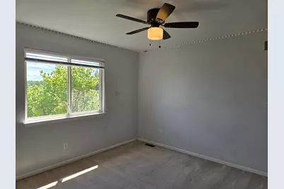 33445 Bay Hill Drive, Romulus, MI 48174 - Photo 33