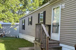 7030 Cattail Corner Dr, Lansing, MI 48911 - Photo 5