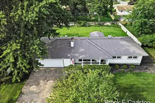1576 Hendrick Rd, Norton Shores, MI 49441 - Photo 37