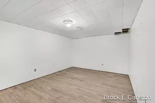 1576 Hendrick Rd, Norton Shores, MI 49441 - Photo 31