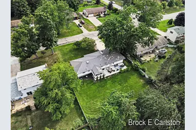 1576 Hendrick Road, Norton Shores, MI 49441 - Photo 39