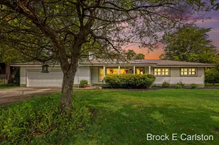 1576 Hendrick Rd, Norton Shores, MI 49441 - Photo 3
