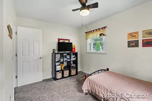 1576 Hendrick Rd, Norton Shores, MI 49441 - Photo 25