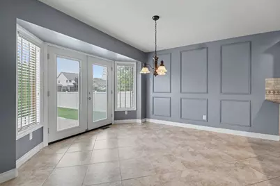24788 Foxmoor Boulevard, Woodhaven, MI 48183 - Photo 9