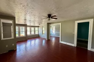 127 E Mill St, Athens, MI 49011 - Photo 7