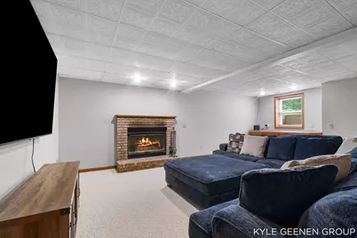345 Woodland Avenue, Holland, MI 49424 - Photo 25