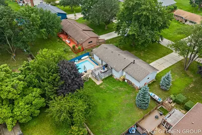 345 Woodland Avenue, Holland, MI 49424 - Photo 39
