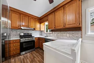 1260 Candlewood Ln, Ypsilanti, MI 48198 - Photo 7