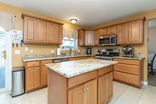 1167 Chaucer Ave, Portage, MI 49002 - Photo 7
