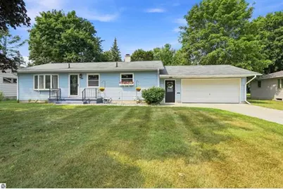 714 Sunset Lane, Cadillac, MI 49601 - Photo 35