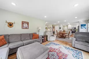 714 Sunset Ln, Cadillac, MI 49601 - Photo 17