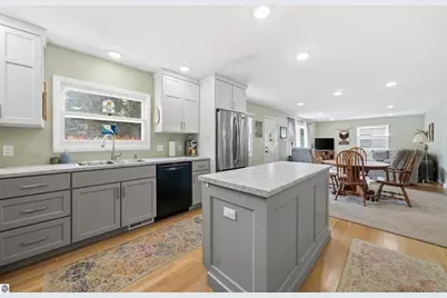 714 Sunset Lane, Cadillac, MI 49601 - Photo 25
