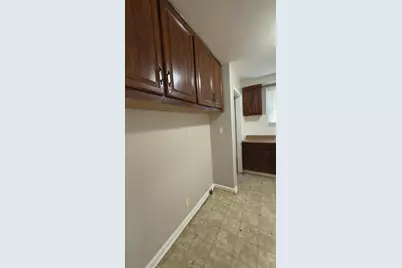 10370 Britain Street, Detroit, MI 48224 - Photo 9
