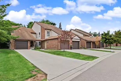 6600 Ridgefield Circle, West Bloomfield, MI 48322 - Photo 1