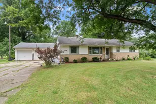 1806 E Winn Rd, Niles, MI 49120 - Photo 1