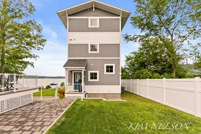 5768 S Shore Drive, Whitehall, MI 49461 - Photo 13