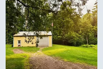 54223 Garrett, Dowagiac, MI 49047 - Photo 3
