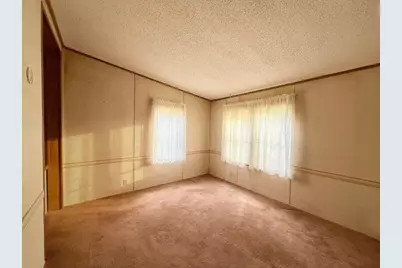 54223 Garrett, Dowagiac, MI 49047 - Photo 13