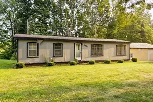 54223 Garrett, Dowagiac, MI 49047 - Photo 1