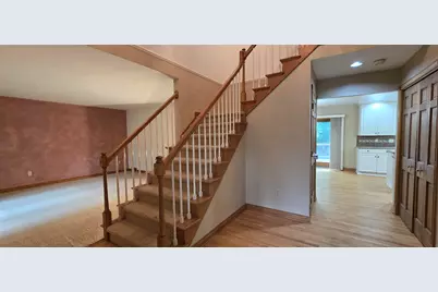 913 W Wellington Court, Norton Shores, MI 49441 - Photo 17