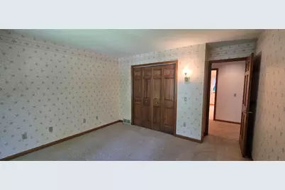 913 W Wellington Court, Norton Shores, MI 49441 - Photo 47