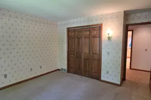913 W Wellington Ct, Muskegon, MI 49441 - Photo 47
