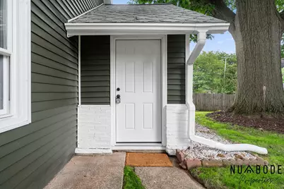 3135 Hoehn Street NW, Grand Rapids, MI 49504 - Photo 3