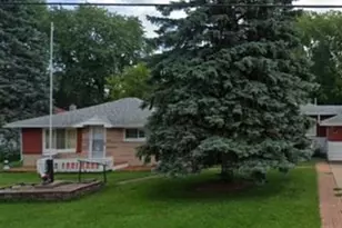 1820 SE Boutell Rd, Essexville, MI 48732 - Photo 1