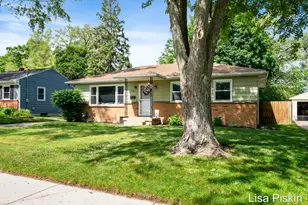 3643 Wyoming Ave SW, Wyoming, MI 49519 - Photo 3