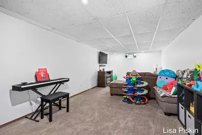 3643 Wyoming Avenue SW, Wyoming, MI 49519 - Photo 21