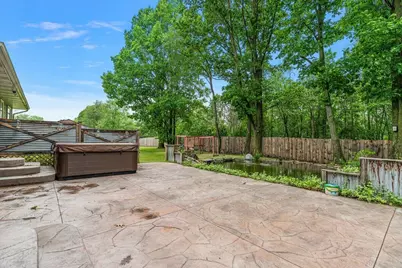 805 W Moore Road, Grant, MI 49327 - Photo 15